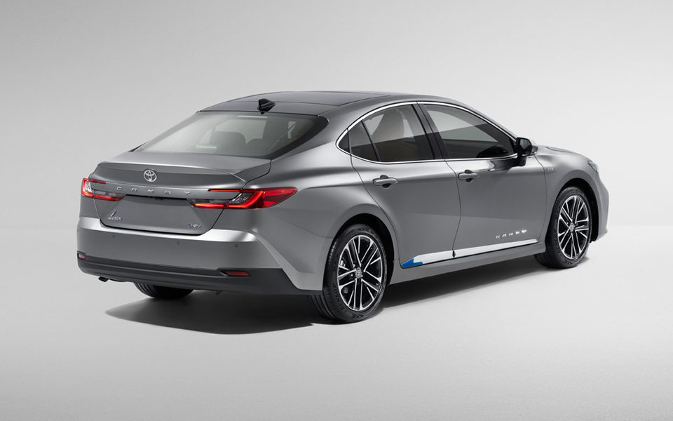 Toyota Camry Grande Gasoline 2026