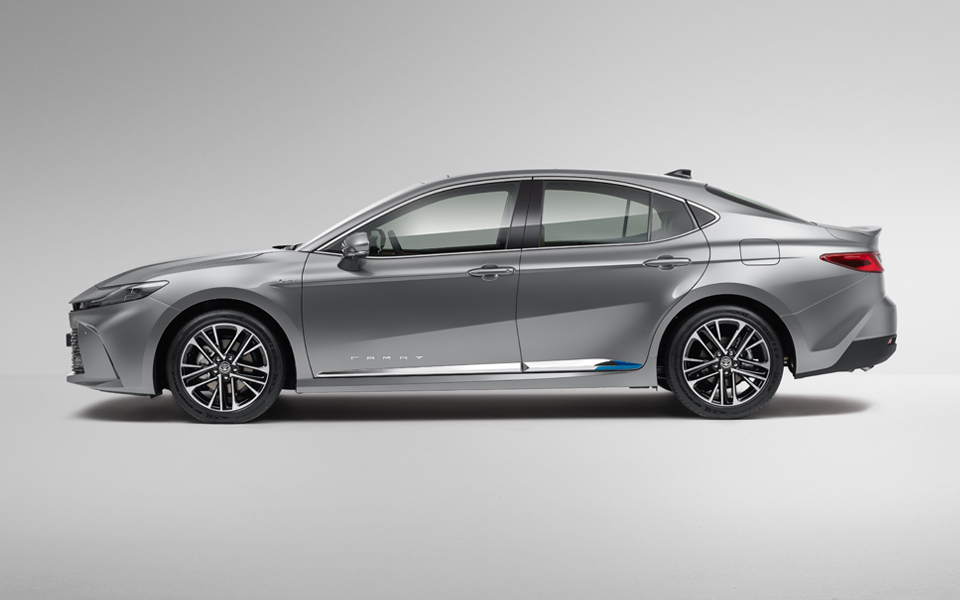 Toyota Camry Grande Gasoline 2026